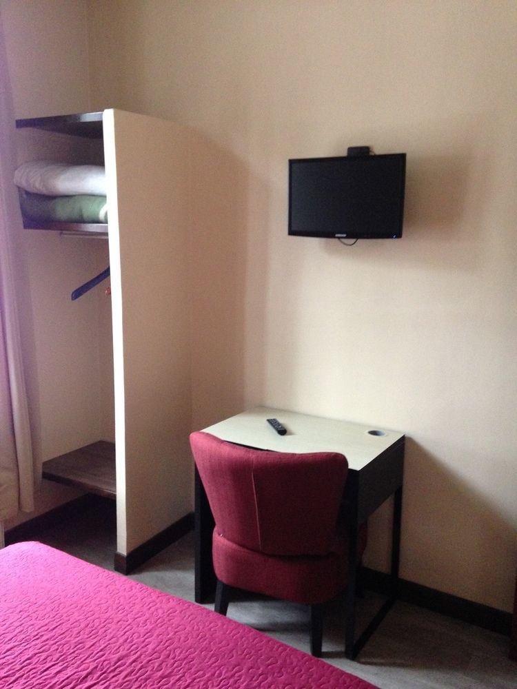 Hotel Le Bellevue - Paris Porte D'Orleans 까셩 외부 사진